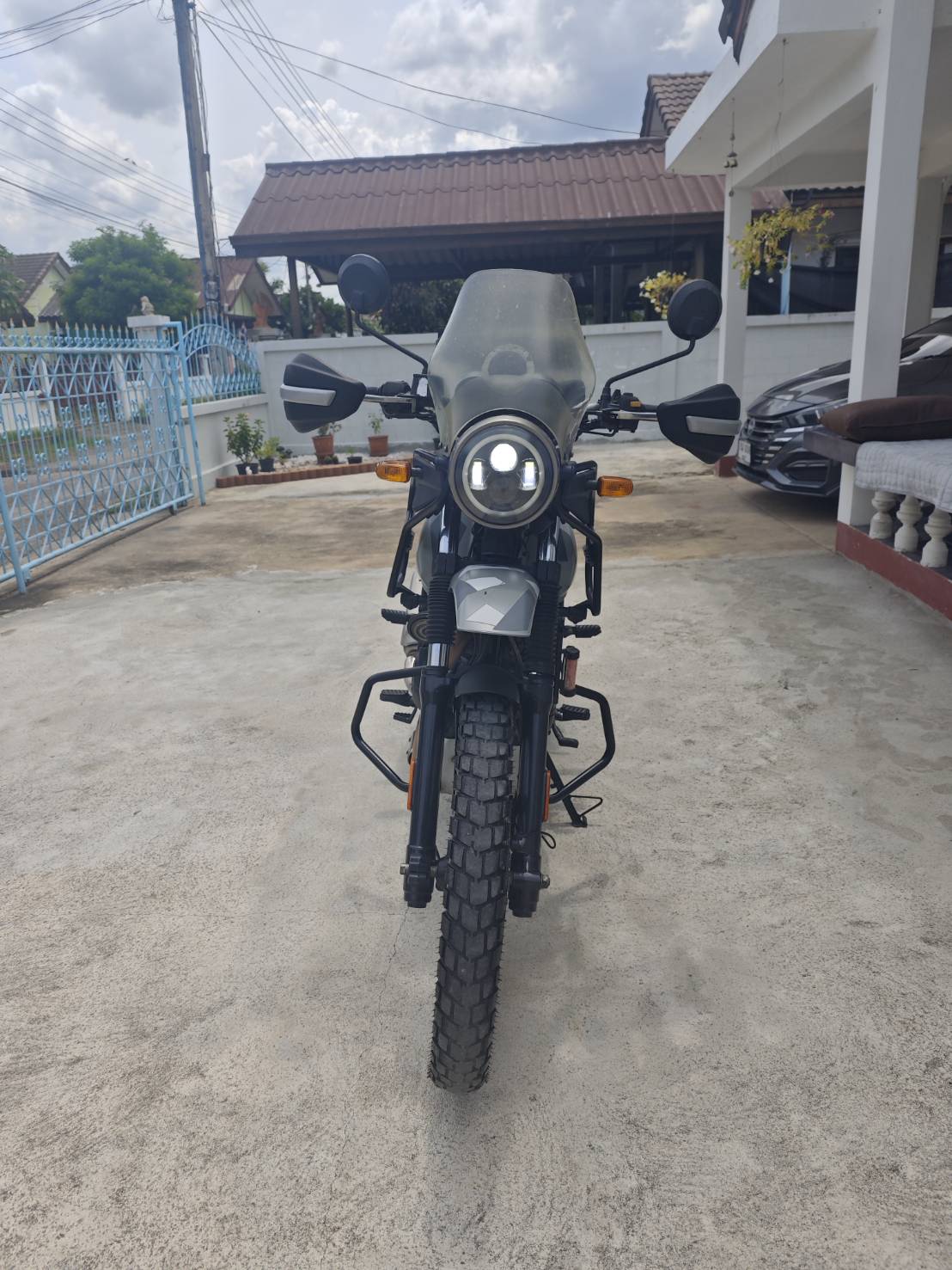 2021 Royal Enfield Himalayan 411 gallery 4