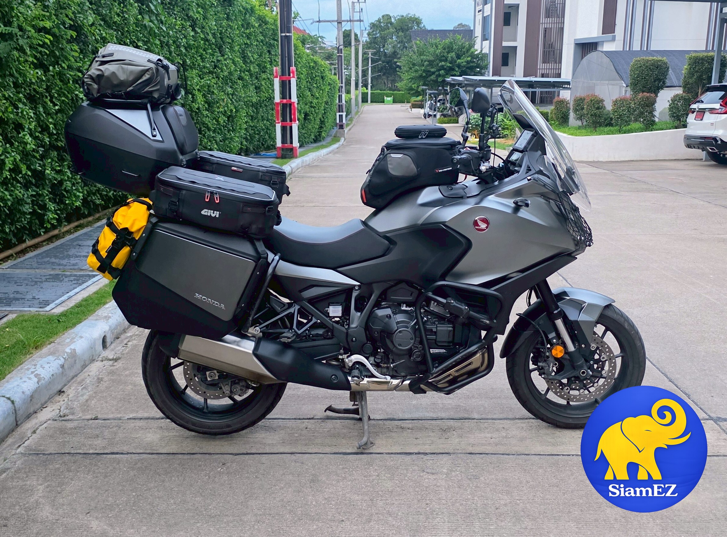 2023 Honda N1100 DCT gallery 3