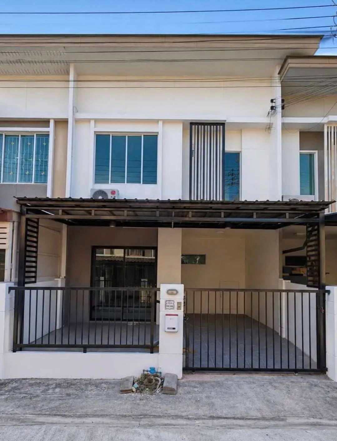 Townhouse for Rent near Mega Bangna & IKEA