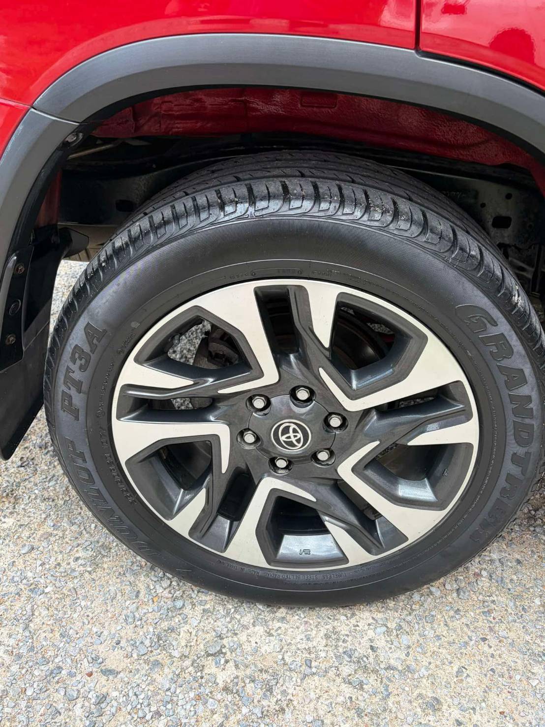 2023 Toyota Fortuner Legender 2.4 Diesel (2WD RWD) gallery 11