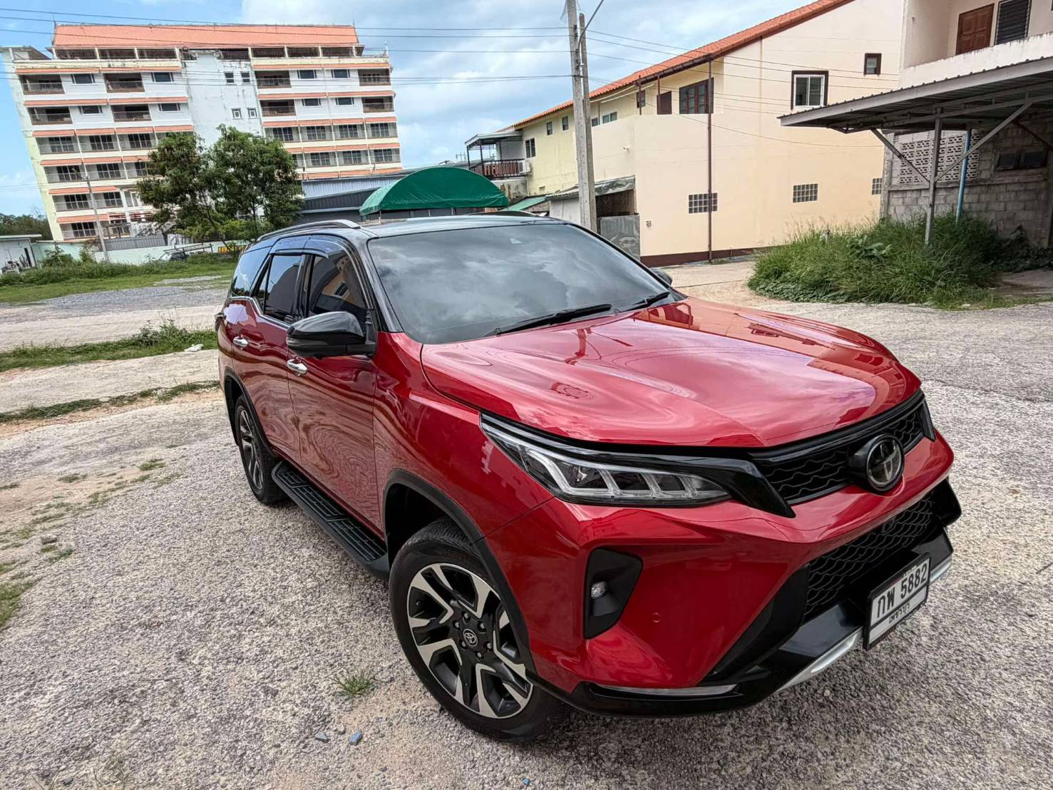 2023 Toyota Fortuner Legender 2.4 Diesel (2WD RWD) gallery 21