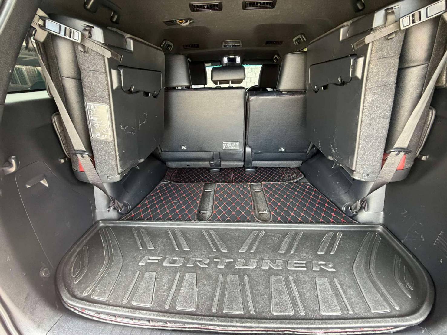 2023 Toyota Fortuner Legender 2.4 Diesel (2WD RWD) gallery 25