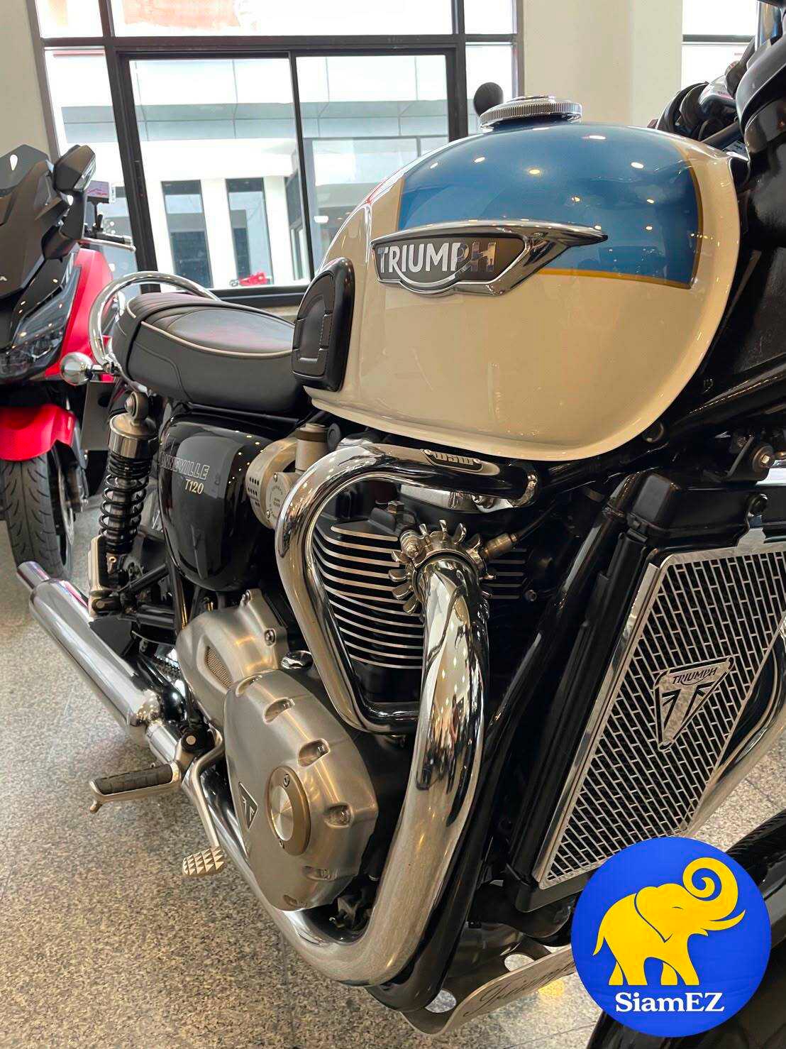 2018 Triumph Bonneville T120 gallery 5